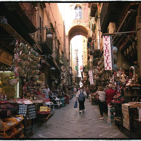 나폴리 Casina In Centro Storico 아파트 외부 사진