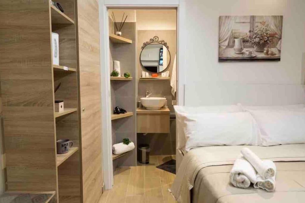 나폴리 Casina In Centro Storico 아파트 외부 사진